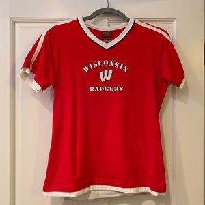 NWT Wisconsin Badgers Women’s V Neck Tee Red Oak